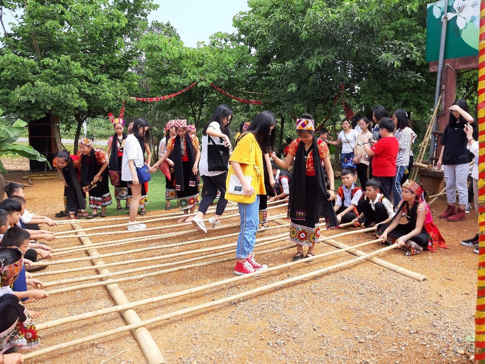 Lễ khai giảng tại trường nội trú theo mô hình quốc tế - 16 Lễ khai giảng tại trường nội trú theo mô hình quốc tế - 16