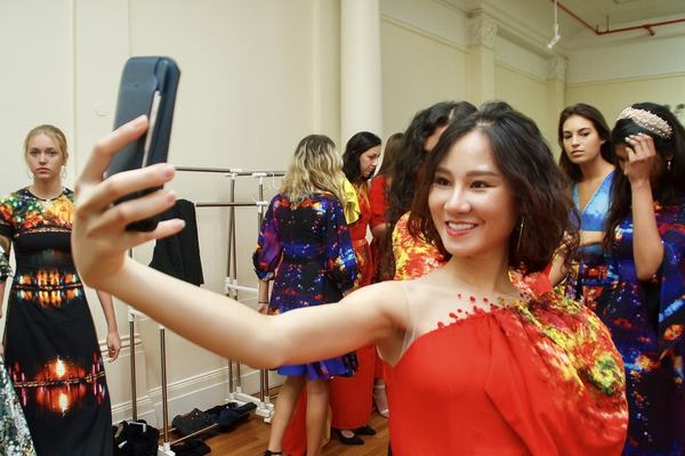 Đạo diễn Quang Tú chọn người mẫu chuẩn bị show mở màn New York Couture Fashion Week - 7