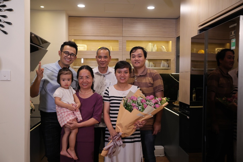 Lộ diện căn bếp đầu tiên của “Bếp nhà trong mơ” đã hoàn thiện - 2 Lộ diện căn bếp đầu tiên của “Bếp nhà trong mơ” đã hoàn thiện - 2