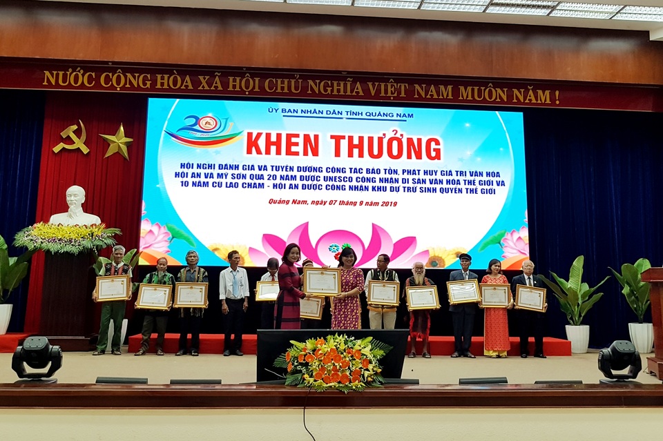 Vinh danh cộng đồng bảo tồn 2 di sản văn hóa Hội An và Mỹ Sơn Vinh danh cộng đồng bảo tồn 2 di sản văn hóa Hội An và Mỹ Sơn