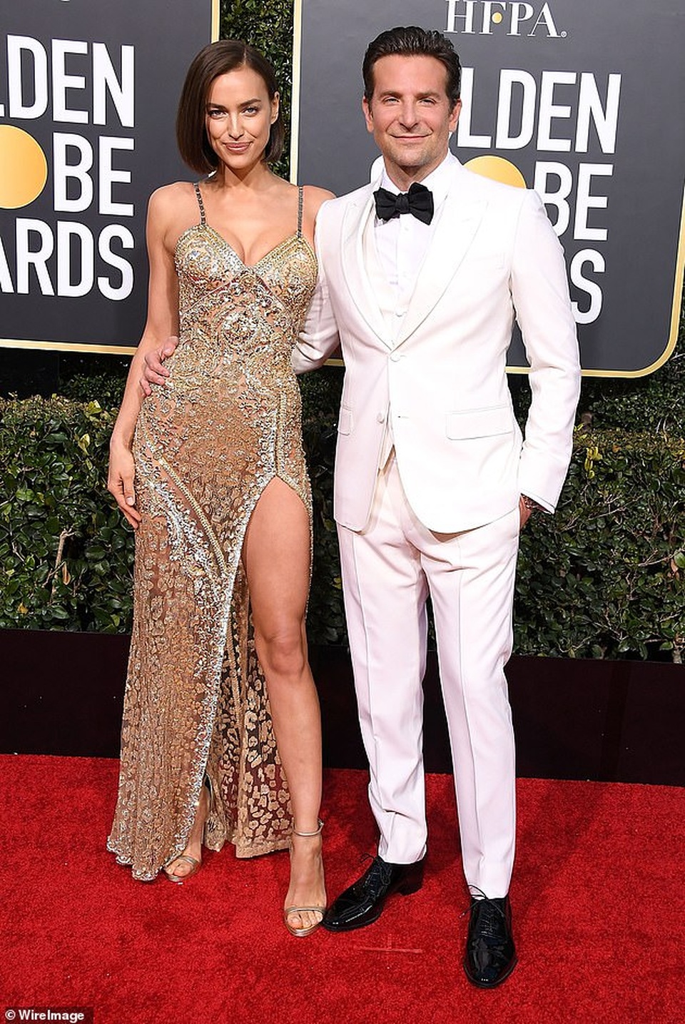 Irina Shayk làm việc hăng say và ngày càng “bốc lửa” sau ly hôn - 1