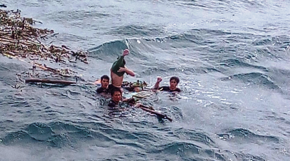 Em gái đau đớn rồi tử vong khi biết tin anh trai mất tích trên biển - 4