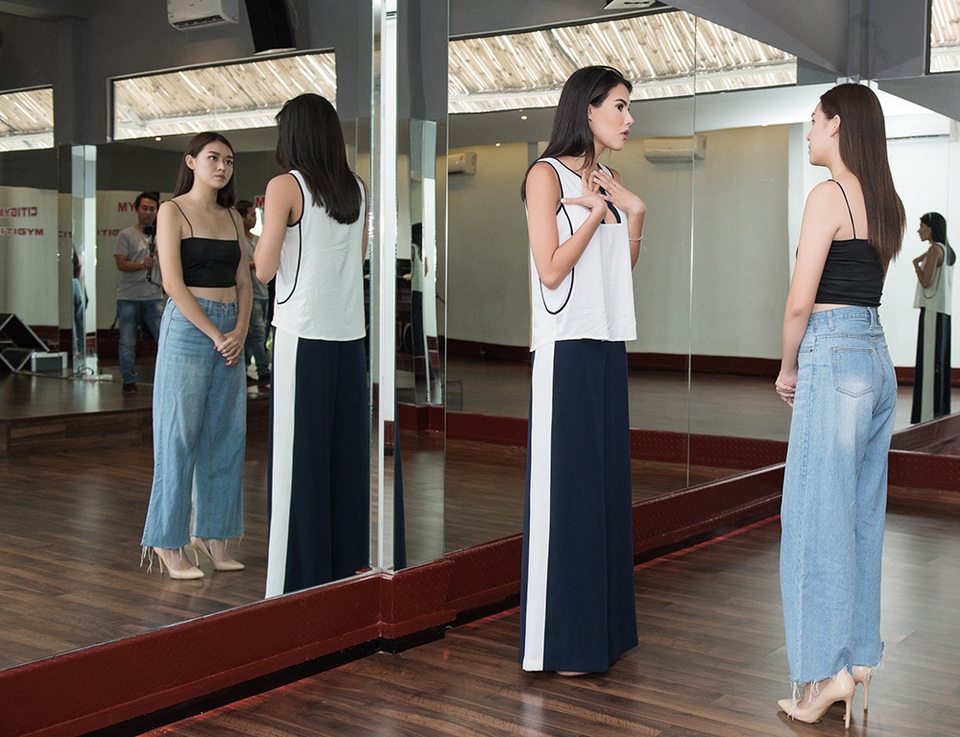 Hoa hậu Quốc tế Mariem Velazco tận tình hướng dẫn Tường San catwalk - 1 Hoa hậu Quốc tế Mariem Velazco tận tình hướng dẫn Tường San catwalk - 1