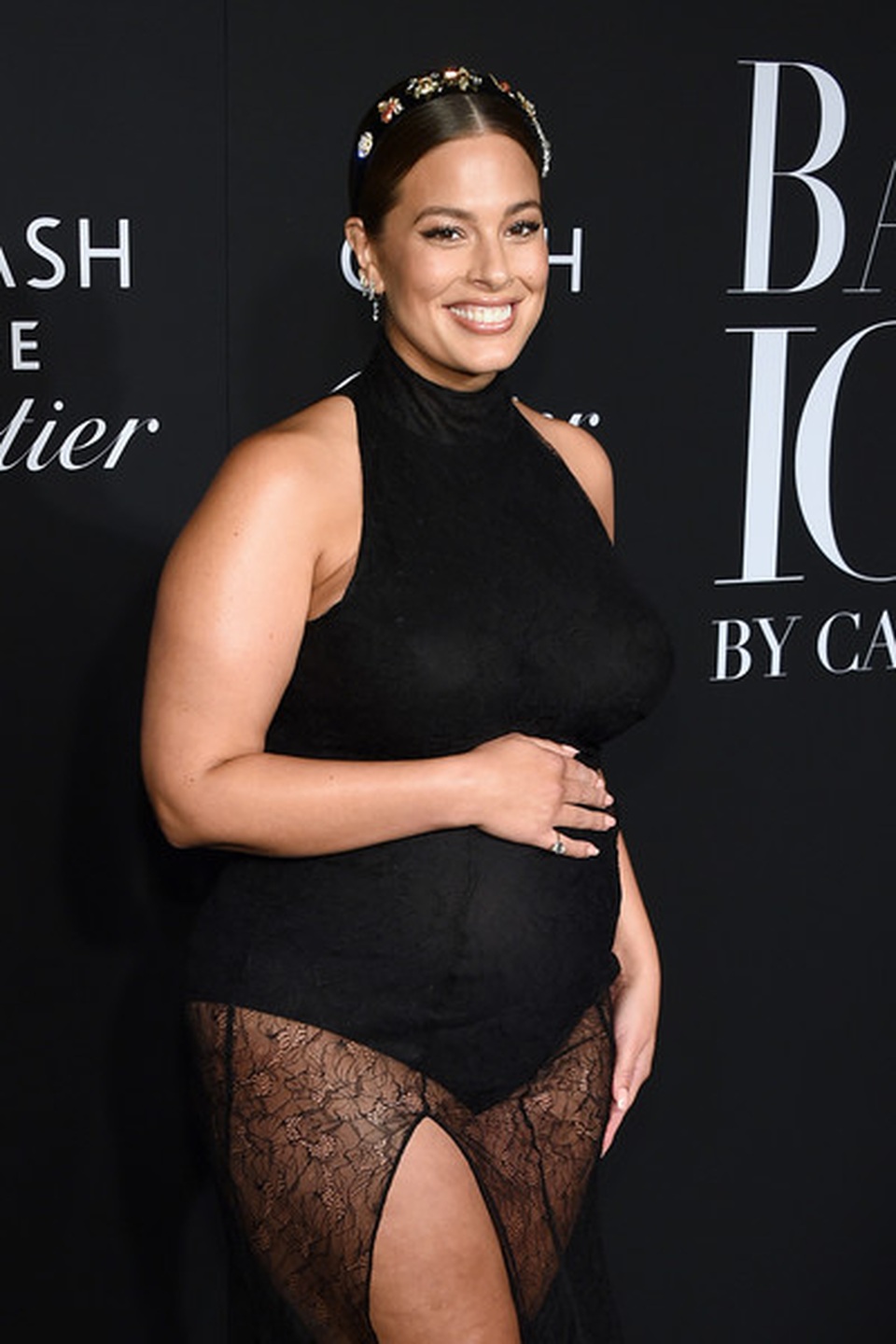 Alessandra Ambrosio diện váy xẻ tứ bề - 18