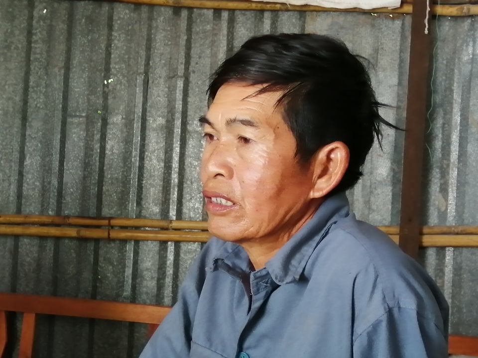 Nghẹn ngào cảnh gà trống bệnh tật sống lay lắt nuôi con tật nguyền - 7 Nghẹn ngào cảnh gà trống bệnh tật sống lay lắt nuôi con tật nguyền - 7