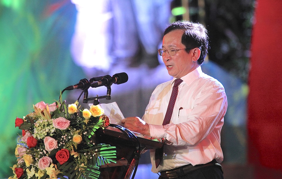 Ấn tượng chương trình nghệ thuật đặc biệt “Bến Thủy anh hùng” - 3 Ấn tượng chương trình nghệ thuật đặc biệt “Bến Thủy anh hùng” - 3