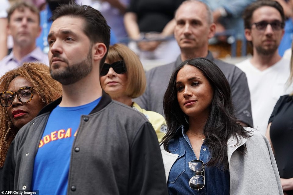 Meghan Markle đi xem Serena Williams thi đấu tennis - 8 Meghan Markle đi xem Serena Williams thi đấu tennis - 8