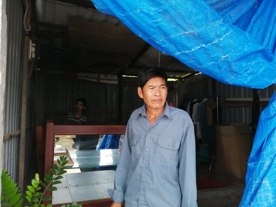 Nghẹn ngào cảnh gà trống bệnh tật sống lay lắt nuôi con tật nguyền - 12 Nghẹn ngào cảnh gà trống bệnh tật sống lay lắt nuôi con tật nguyền - 12