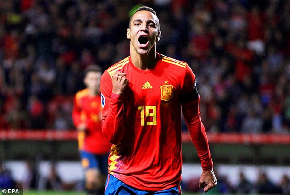 Rodrigo và Alcacer lập cú đúp, Tây Ban Nha toàn thắng cả 6 trận - 1 Rodrigo và Alcacer lập cú đúp, Tây Ban Nha toàn thắng cả 6 trận - 1