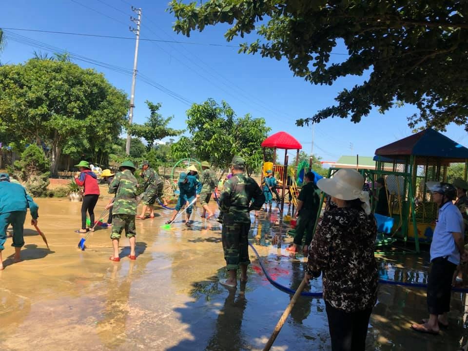 Hà Tĩnh: Nhiều trường học vùng lũ vẫn chưa thể khai giảng - 3 Hà Tĩnh: Nhiều trường học vùng lũ vẫn chưa thể khai giảng - 3