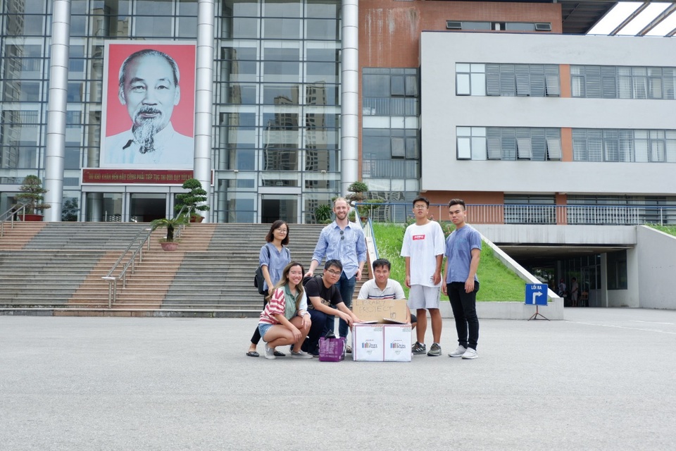 Dự án Book Drive: Quyển sách từ thiện cho trẻ em có hoàn cảnh khó khăn - 1 Dự án Book Drive: Quyển sách từ thiện cho trẻ em có hoàn cảnh khó khăn - 1
