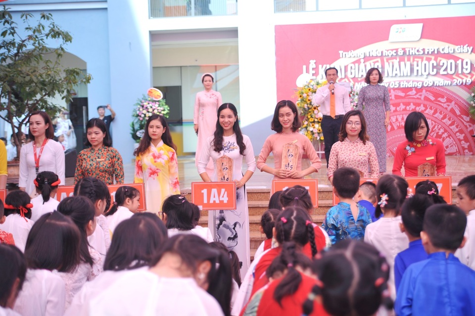 Ngày khai giảng độc đáo tại Trường Tiểu học và THCS FPT Cầu Giấy - 3 Ngày khai giảng độc đáo tại Trường Tiểu học và THCS FPT Cầu Giấy - 3