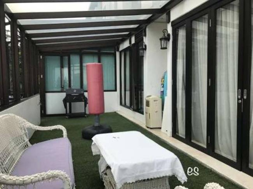 Ngỡ ngàng làng toàn biệt thự hơn 3 tỷ đồng, nhà nào cũng không chạm đất - 1 Ngỡ ngàng làng toàn biệt thự hơn 3 tỷ đồng, nhà nào cũng không chạm đất - 1