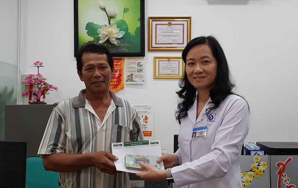 Bạn đọc giúp đỡ vợ con anh Tèo hơn 91 triệu đồng sau lần vượt cạn nguy kịch - 2 Bạn đọc giúp đỡ vợ con anh Tèo hơn 91 triệu đồng sau lần vượt cạn nguy kịch - 2