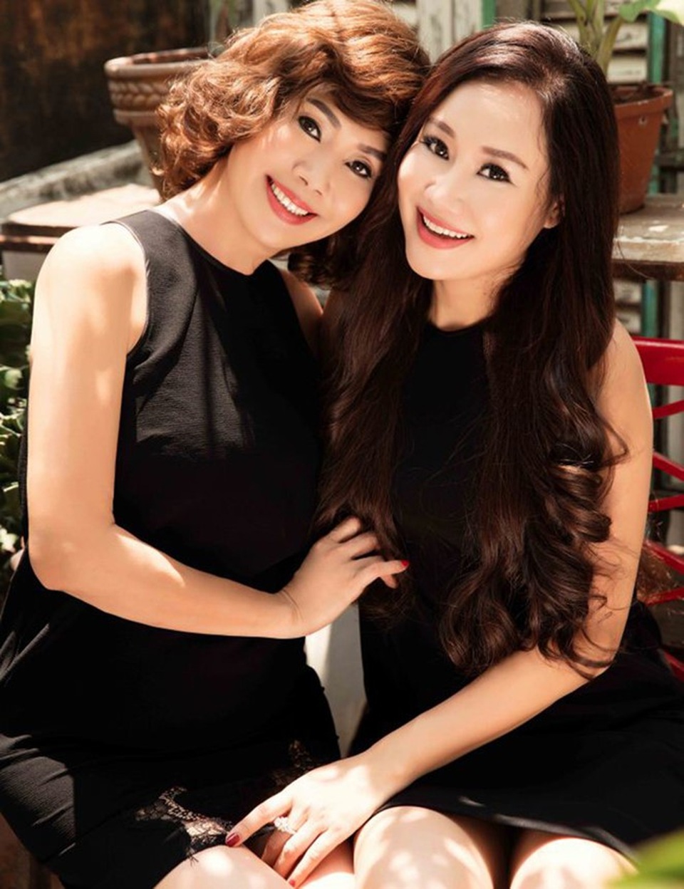 NSƯT, phát thanh viên Thúy Hoa tiết lộ bí mật sau tên gọi “Hoa hậu HTV” - 11 NSƯT, phát thanh viên Thúy Hoa tiết lộ bí mật sau tên gọi “Hoa hậu HTV” - 11