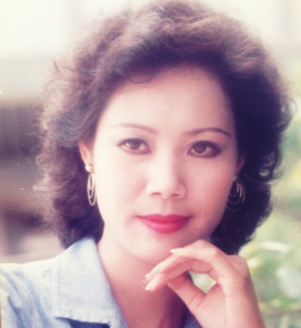 NSƯT, phát thanh viên Thúy Hoa tiết lộ bí mật sau tên gọi “Hoa hậu HTV” - 2 NSƯT, phát thanh viên Thúy Hoa tiết lộ bí mật sau tên gọi “Hoa hậu HTV” - 2