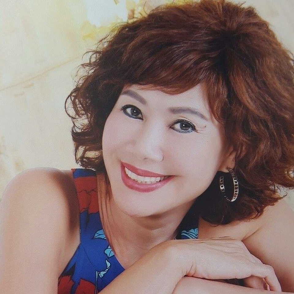 NSƯT, phát thanh viên Thúy Hoa tiết lộ bí mật sau tên gọi “Hoa hậu HTV” - 3 NSƯT, phát thanh viên Thúy Hoa tiết lộ bí mật sau tên gọi “Hoa hậu HTV” - 3