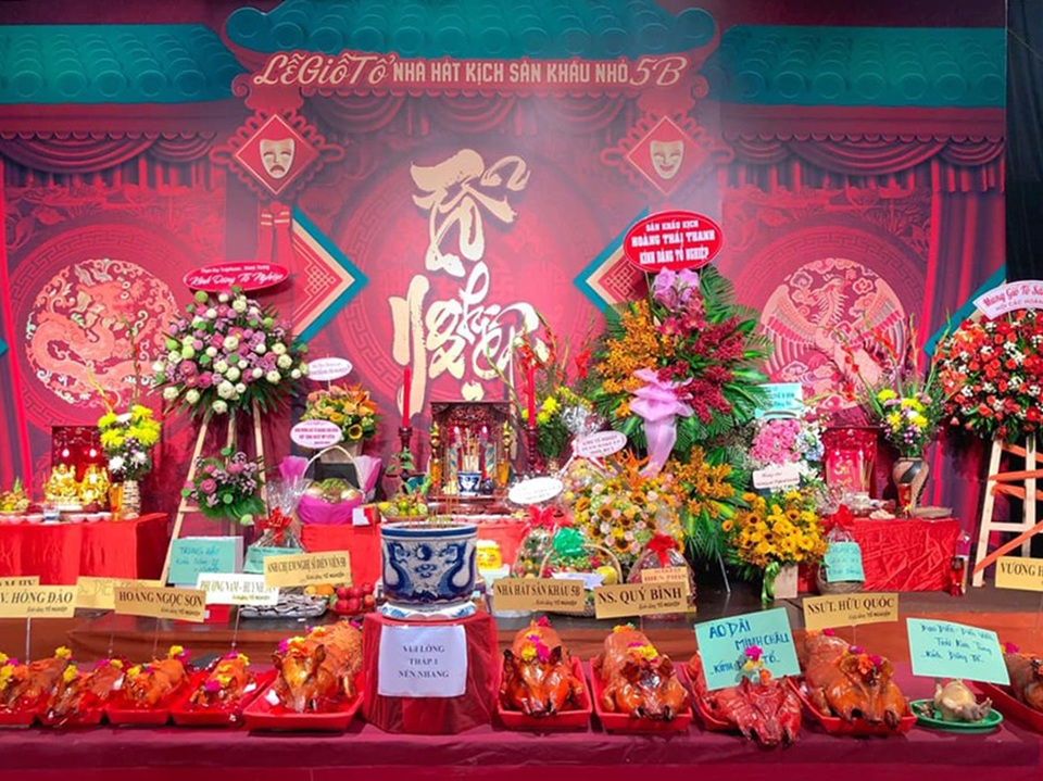 Nghệ sĩ miền Nam rộn ràng ngày giỗ Tổ - 21