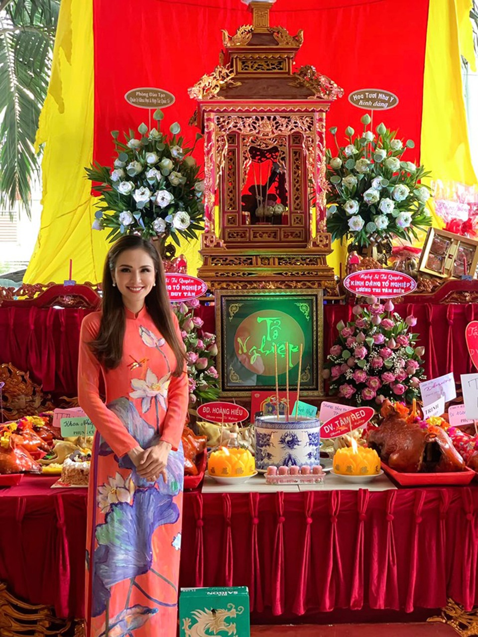 Nghệ sĩ miền Nam rộn ràng ngày giỗ Tổ - 30