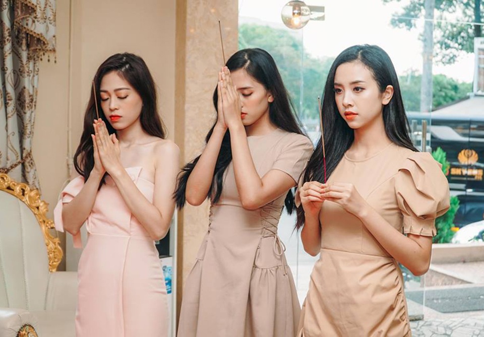 Nghệ sĩ miền Nam rộn ràng ngày giỗ Tổ - 25