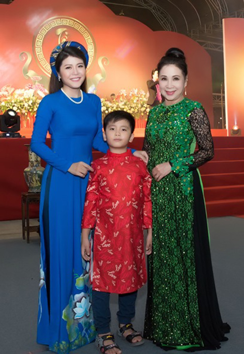 Nghệ sĩ miền Nam rộn ràng ngày giỗ Tổ - 5