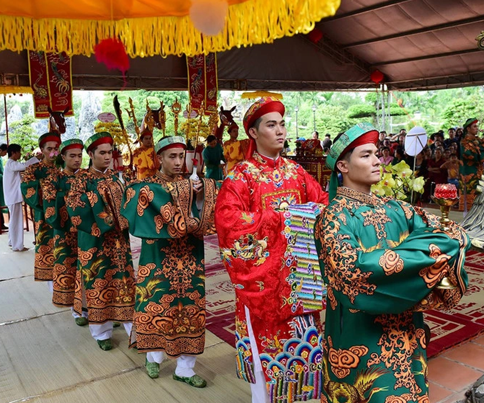 Nghệ sĩ miền Nam rộn ràng ngày giỗ Tổ - 11