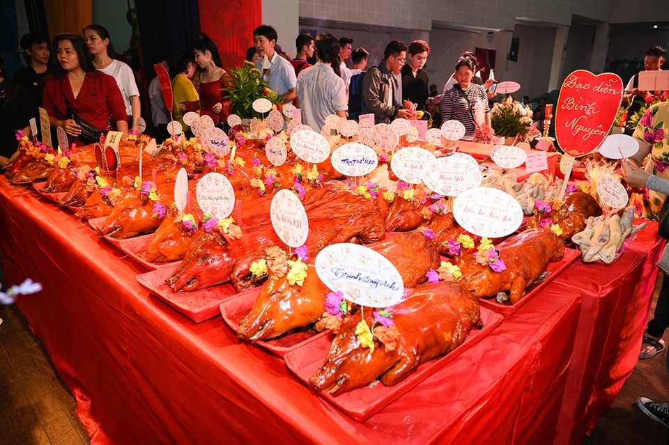 Nghệ sĩ miền Nam rộn ràng ngày giỗ Tổ - 28