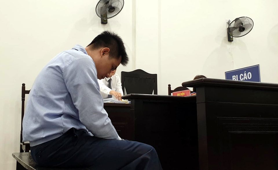 Kẻ hiếp dâm bé gái ở vườn chuối Chương Mỹ bị đề nghị án chung thân - 2 Kẻ hiếp dâm bé gái ở vườn chuối Chương Mỹ bị đề nghị án chung thân - 2