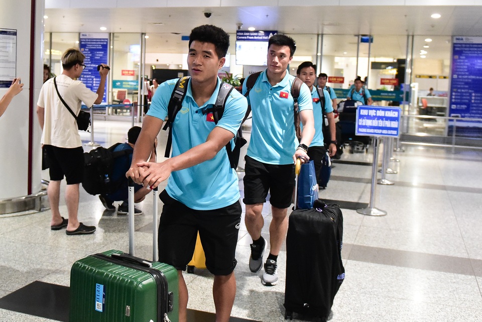 Đội tuyển U22 Việt Nam về nước sau trận thắng ấn tượng U22 Trung Quốc - 2 Đội tuyển U22 Việt Nam về nước sau trận thắng ấn tượng U22 Trung Quốc - 2