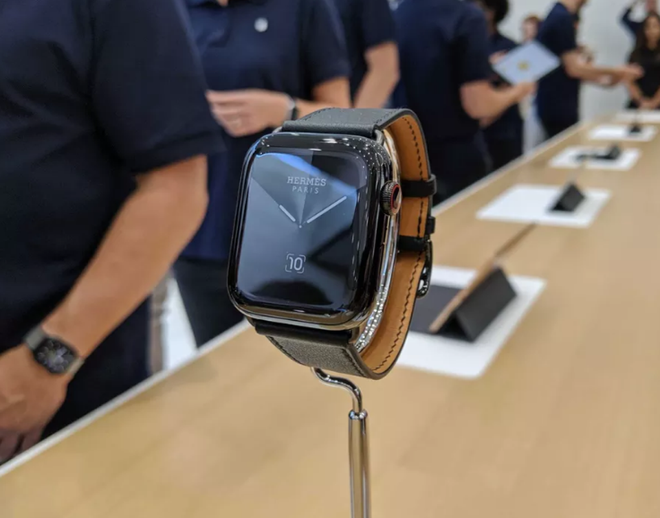 Apple Watch Series 5 chính thức ra mắt, khai tử Series 4 - 3 Apple Watch Series 5 chính thức ra mắt, khai tử Series 4 - 3