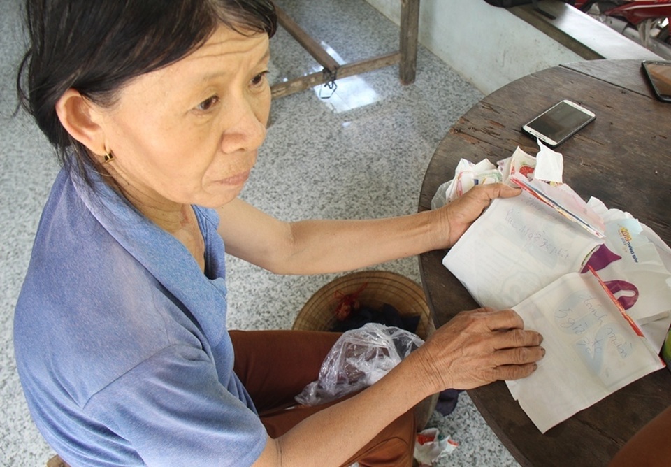 Hàng loạt nhà dân nứt toác vì doanh nghiệp nổ mìn khai thác đá tại Bình Định - 4 Hàng loạt nhà dân nứt toác vì doanh nghiệp nổ mìn khai thác đá tại Bình Định - 4