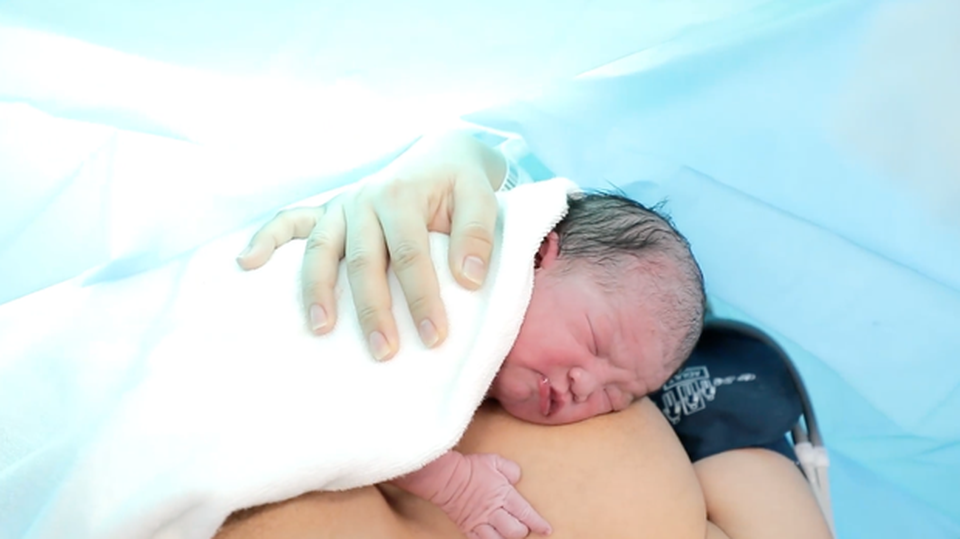 Lê Phương khoe con gái nhỏ - 4 Lê Phương khoe con gái nhỏ - 4