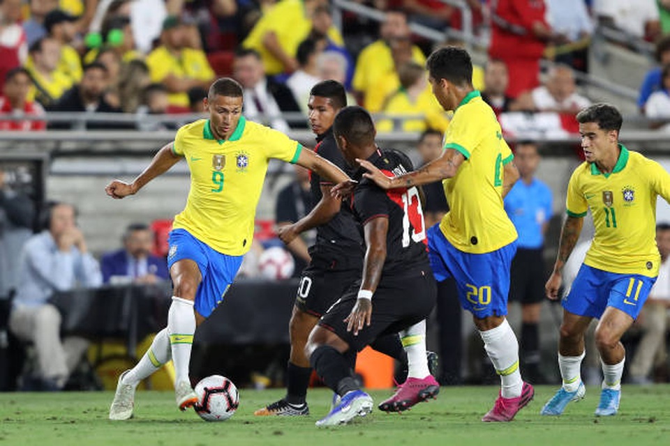 Argentina thắng đậm Mexico, Brazil bất ngờ thất bại trước Peru - 2 Argentina thắng đậm Mexico, Brazil bất ngờ thất bại trước Peru - 2