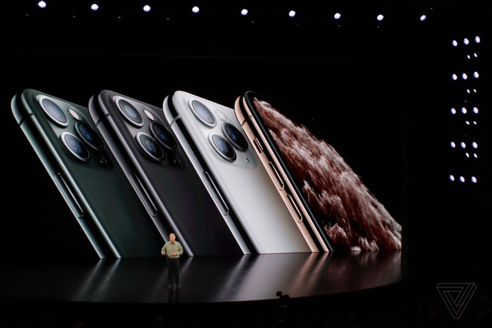 Cận cảnh bộ đôi iPhone 11 Pro và iPhone 11 Pro Max với cụm 3 camera vừa ra mắt - 1 Cận cảnh bộ đôi iPhone 11 Pro và iPhone 11 Pro Max với cụm 3 camera vừa ra mắt - 1
