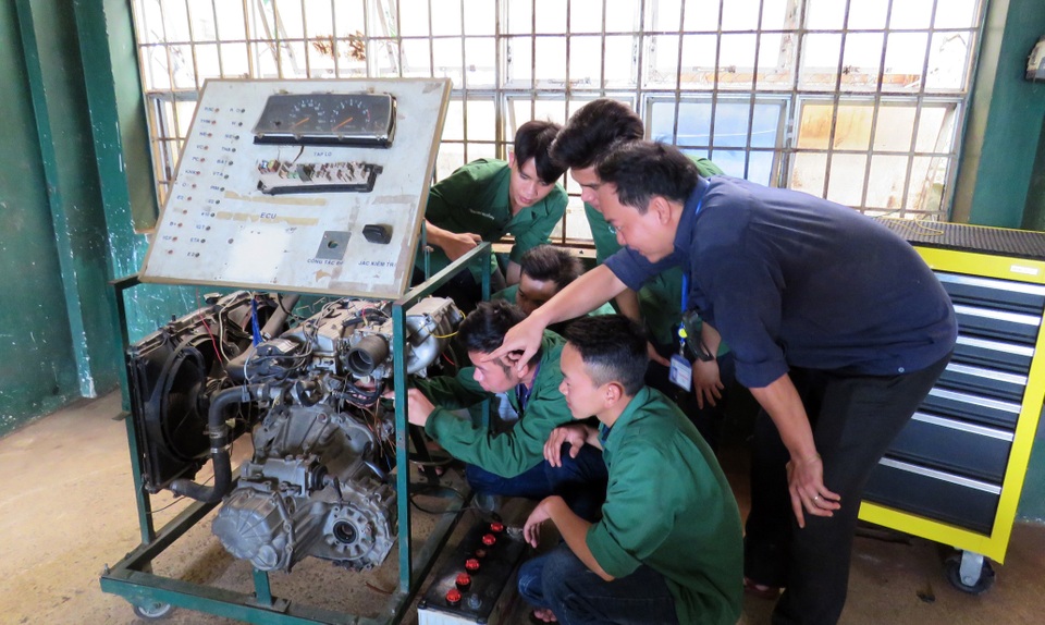 Phú Yên: Thí sinh đạt điểm thi THPT cao nhưng chọn ...học nghề - 1 Phú Yên: Thí sinh đạt điểm thi THPT cao nhưng chọn ...học nghề - 1