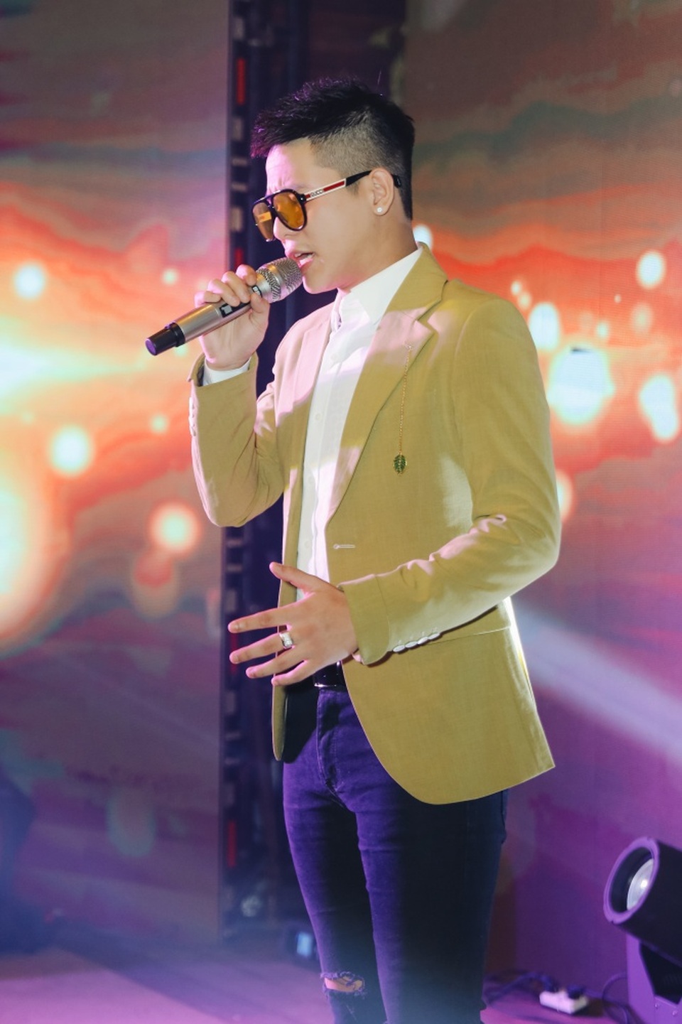Bảo Anh ngày càng nóng bỏng giữa tin đồn “yêu lại từ đầu” Hồ Quang Hiếu - 13 Bảo Anh ngày càng nóng bỏng giữa tin đồn “yêu lại từ đầu” Hồ Quang Hiếu - 13