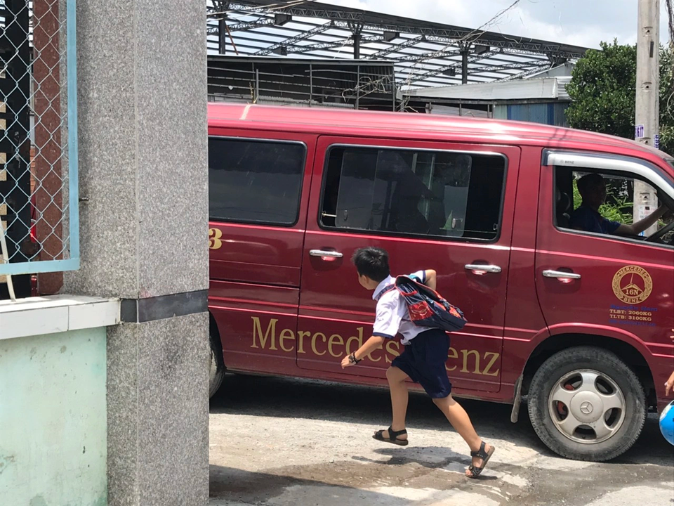 Học trò vật vã theo học buổi ngoài ở... nhà dân - 3 Học trò vật vã theo học buổi ngoài ở... nhà dân - 3