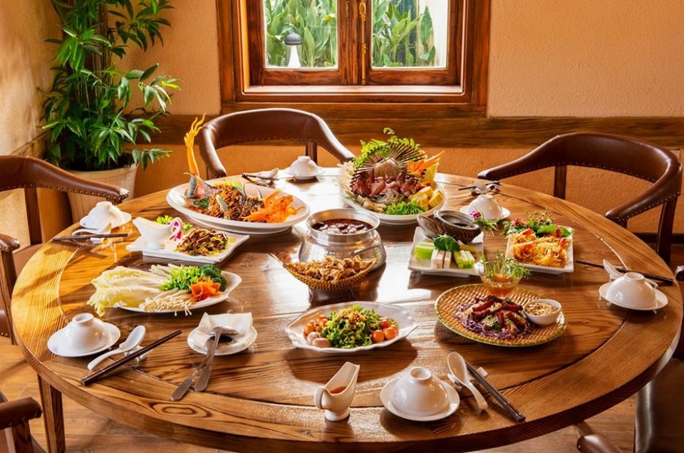 Miễn phí trà bánh và khám phá Phim trường khi đến nhà hàng Hobby - 4
