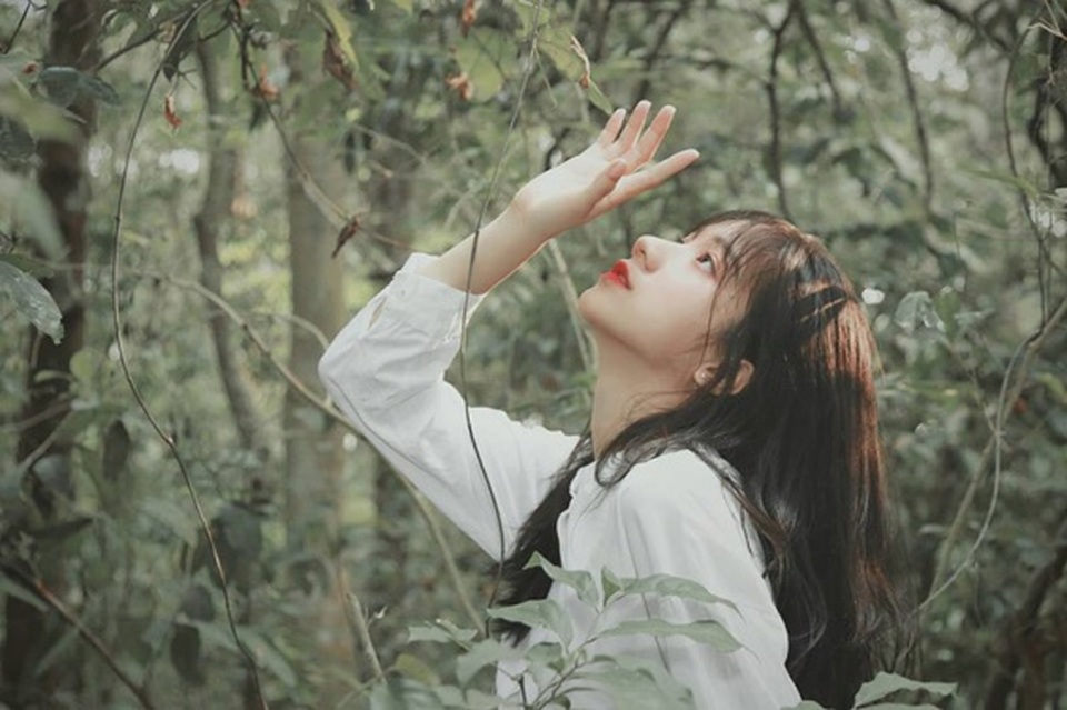 Nữ sinh tuổi 18 sở hữu sống mũi cao tự nhiên ấn tượng - 7 Nữ sinh tuổi 18 sở hữu sống mũi cao tự nhiên ấn tượng - 7