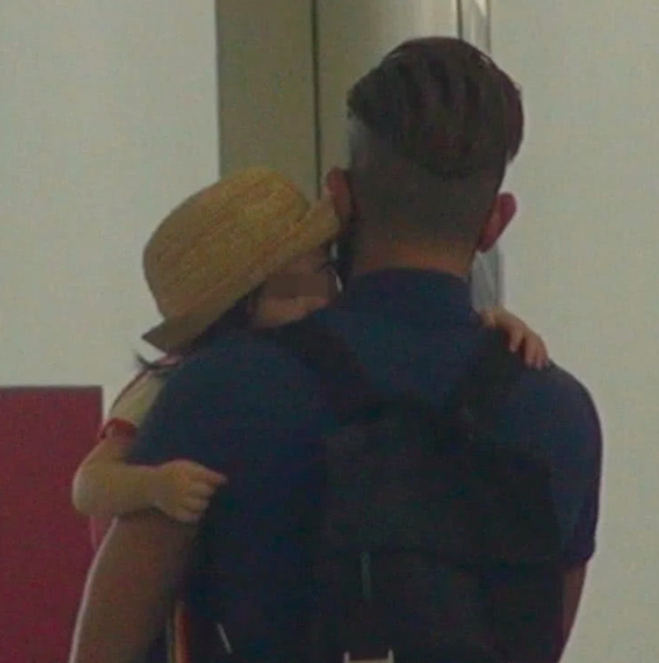 Hình ảnh ngọt ngào của Quách Phú Thành bên con gái - 2