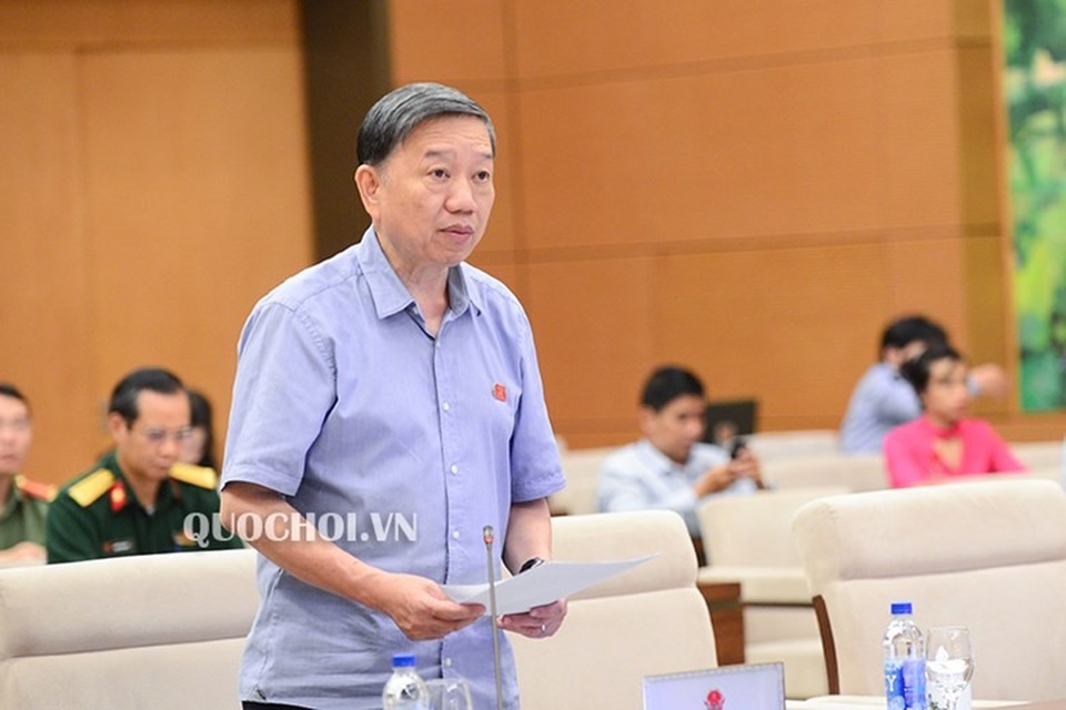 Tội phạm tham nhũng, kinh tế lợi dụng công nghệ cao để phạm tội - 1 Tội phạm tham nhũng, kinh tế lợi dụng công nghệ cao để phạm tội - 1