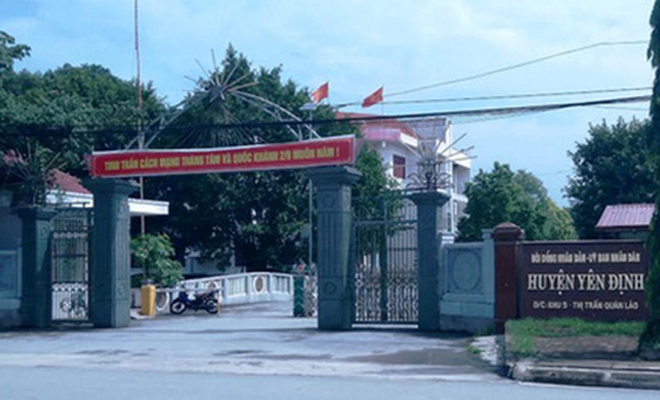 Vụ thuyên chuyển giáo viên ở Yên Định: Huyện sai sẽ sửa! - 3 Vụ thuyên chuyển giáo viên ở Yên Định: Huyện sai sẽ sửa! - 3