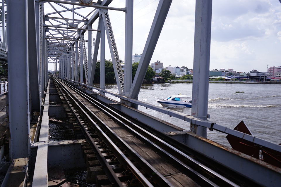 Cầu đường sắt trăm tuổi chính thức trở thành chứng nhân lịch sử của Sài Gòn - 5 Cầu đường sắt trăm tuổi chính thức trở thành chứng nhân lịch sử của Sài Gòn - 5