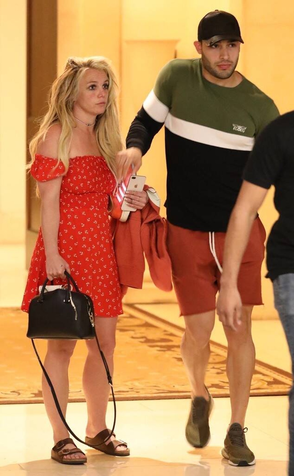 Bạn trai giúp Britney Spears giữ bình tĩnh - 2 Bạn trai giúp Britney Spears giữ bình tĩnh - 2