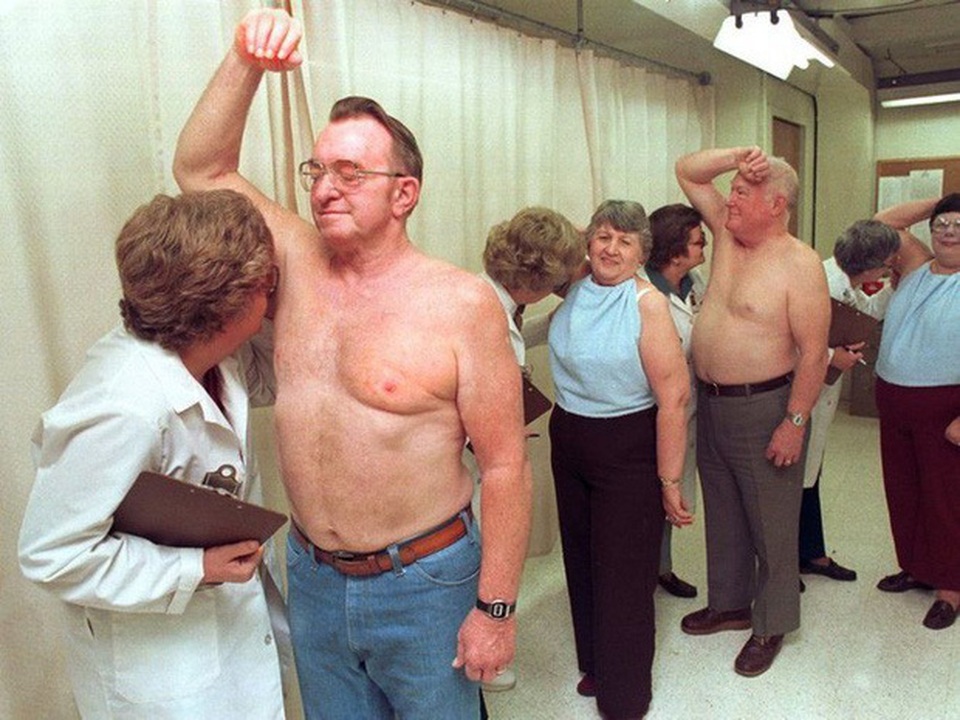 Những nghề lạ đến khó tin mà lương cao không tưởng - 1