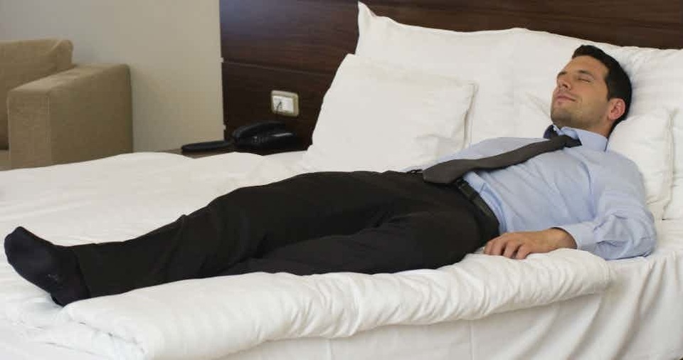 Những nghề lạ đến khó tin mà lương cao không tưởng - 6