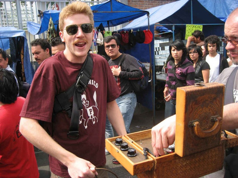 Những nghề lạ đến khó tin mà lương cao không tưởng - 7