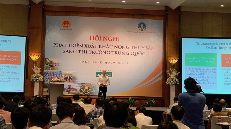 Xuất khẩu nông sản sang Trung Quốc bế tắc, 2 bộ trưởng họp bàn giải cứu - 1 Xuất khẩu nông sản sang Trung Quốc bế tắc, 2 bộ trưởng họp bàn giải cứu - 1