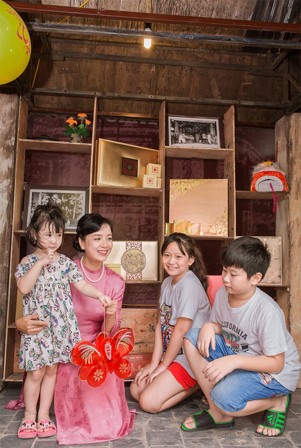 “Sướng nhất Tết Trung thu là được... chia đồ ăn” - 1 “Sướng nhất Tết Trung thu là được... chia đồ ăn” - 1