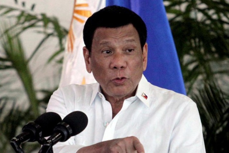 Tổng thống Philippines cho phép người dân bắn quan chức tham nhũng - 1 Tổng thống Philippines cho phép người dân bắn quan chức tham nhũng - 1